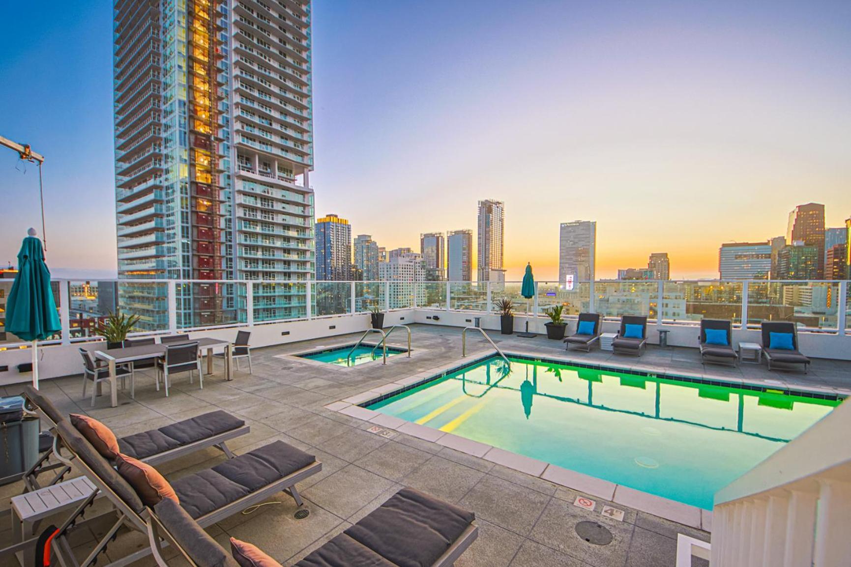 Stunning 1 Bdr 1 Bth, Pool, Jacuzzi Apartman Los Angeles Kültér fotó