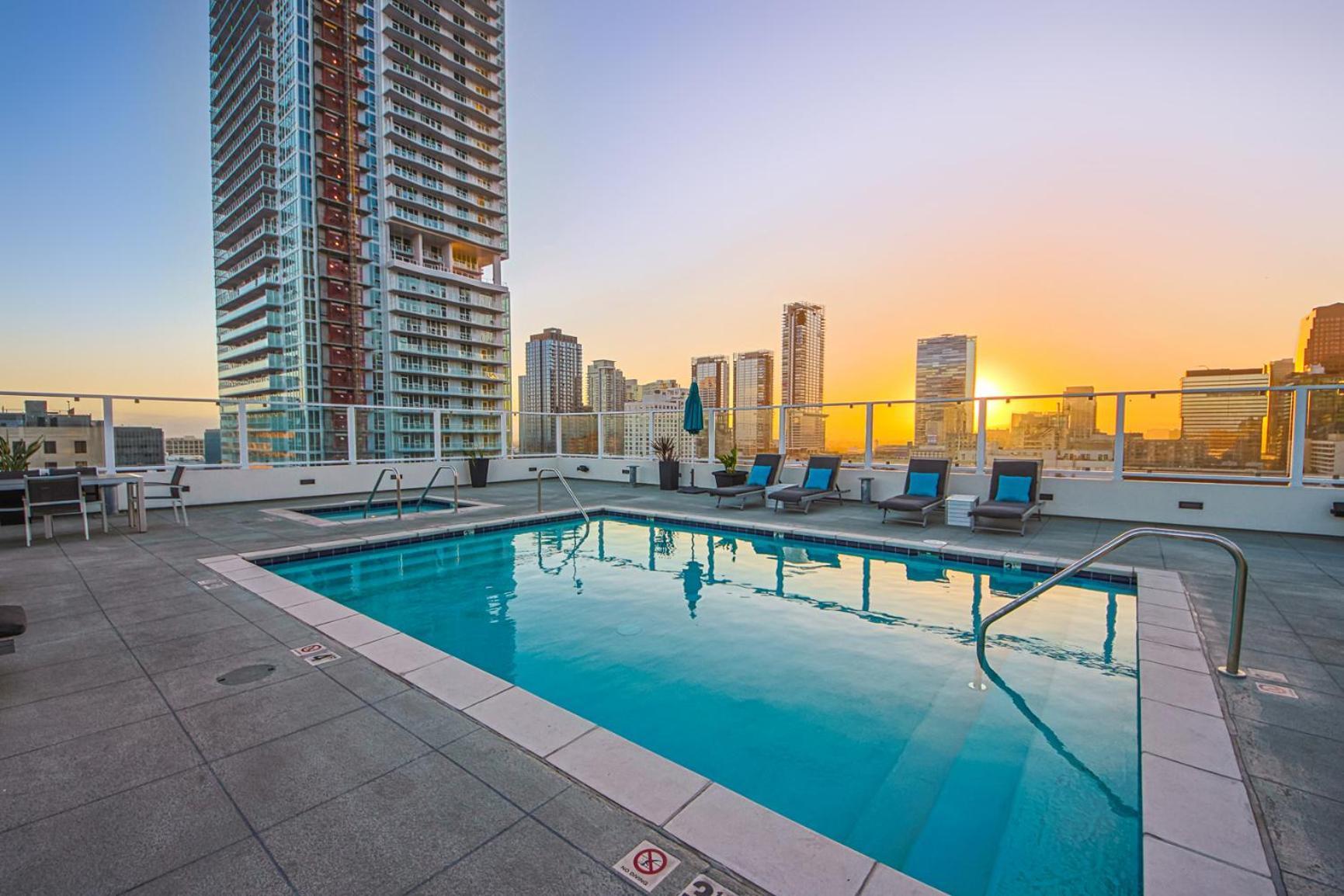 Stunning 1 Bdr 1 Bth, Pool, Jacuzzi Apartman Los Angeles Kültér fotó